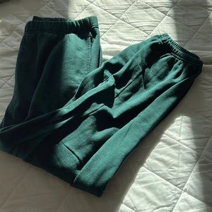 Green wild fable sweatpants (size large)